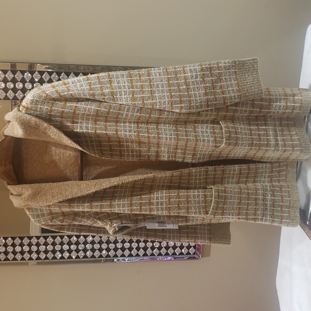 Nwt Cyprus XL SWEATER with hood white and beige Statemet Maker